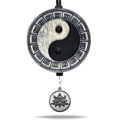 Vonný prívesok In-jan v čiernej farbe